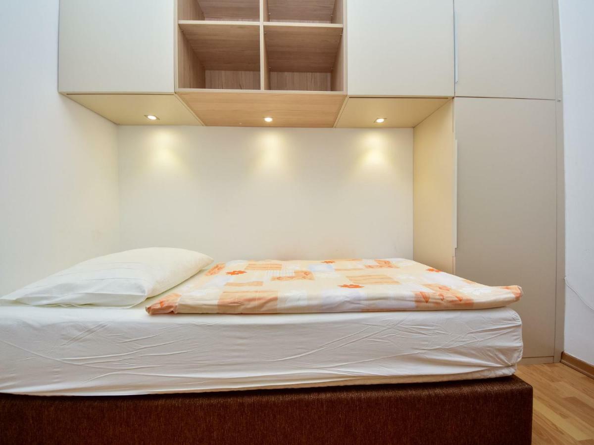 Apartment Anica-1 By Interhome Diklo Extérieur photo