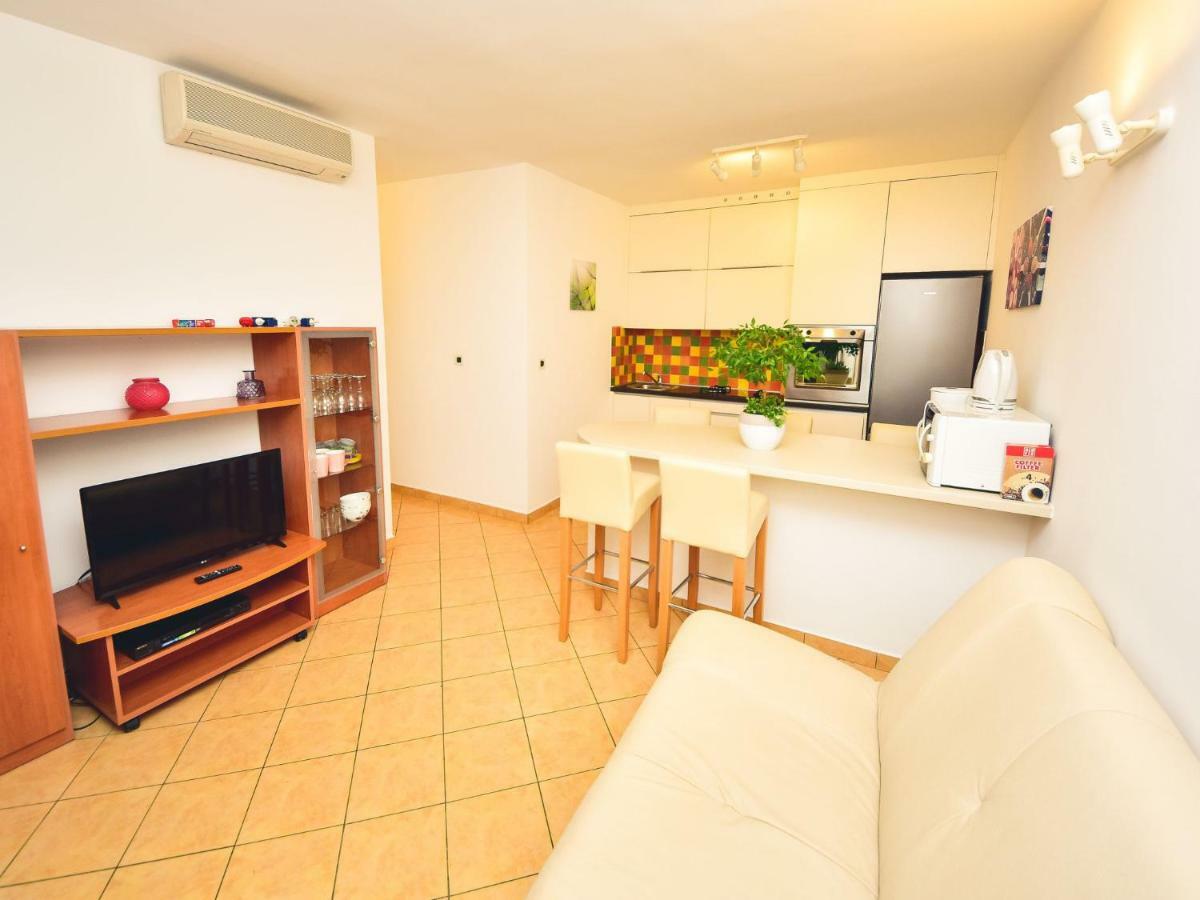 Apartment Anica-1 By Interhome Diklo Extérieur photo